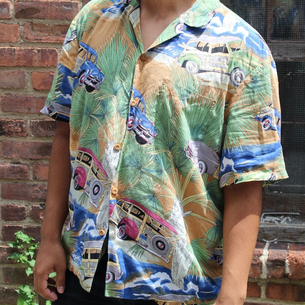 Diamond Head Sportswear Button Down